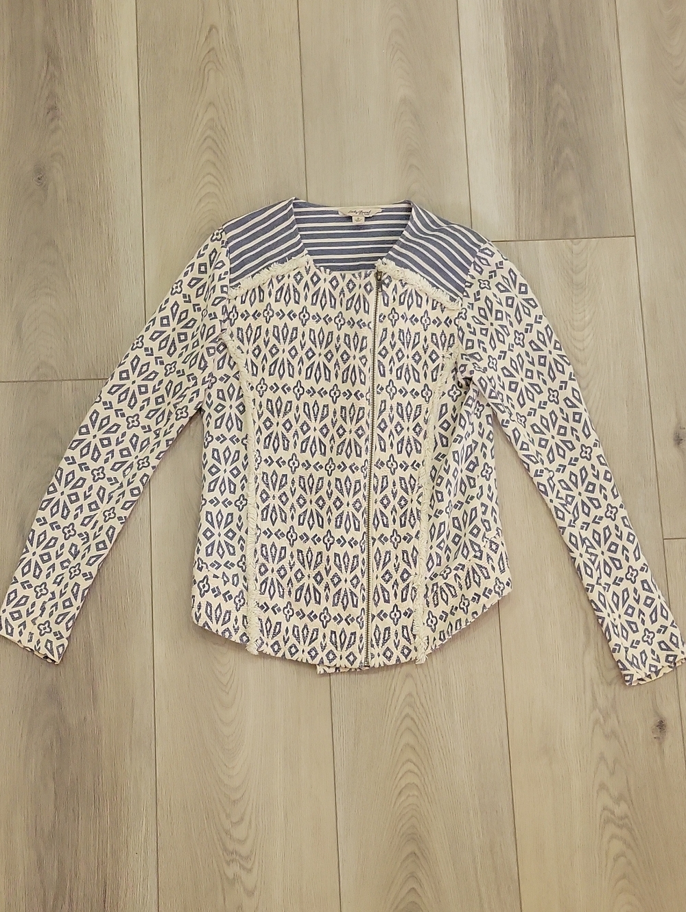 Lucky Brand Cream and Blue Patterned Jean Jacket